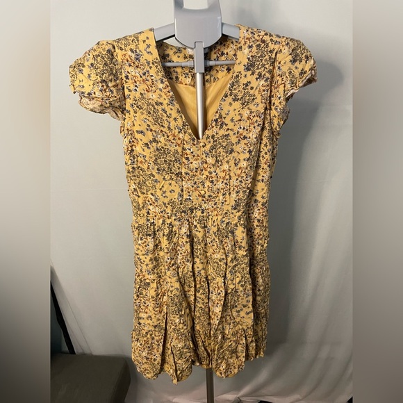 Maurices Babydoll Dress Yellow Floral Short Flutter Sleeve Tiered Ruffle XS - Picture 1 of 11